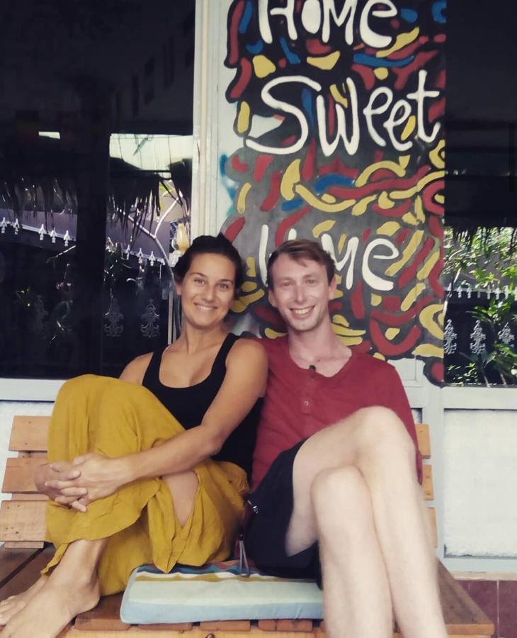 Deoplet Homestay & Gallery Джокьякарта Экстерьер фото